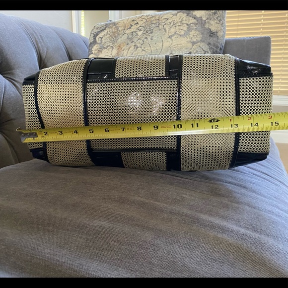 FENDI TOTE BAG - Picture 8 of 14